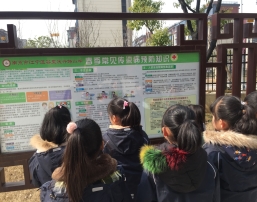 春季传染病校园橱窗展板